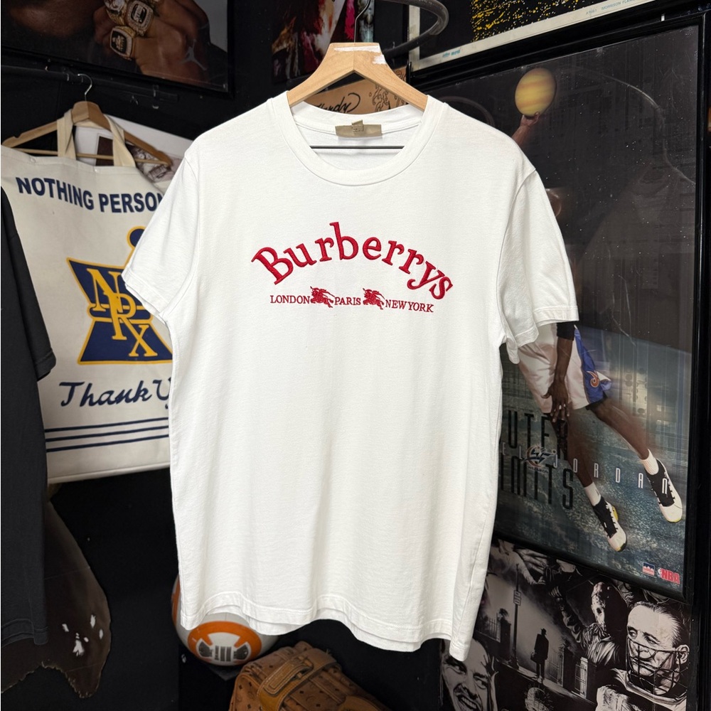 Burberry Spellout White T-Shirt Size Medium